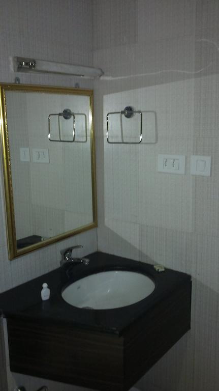Hotel Sea Palace 콜람 객실 사진